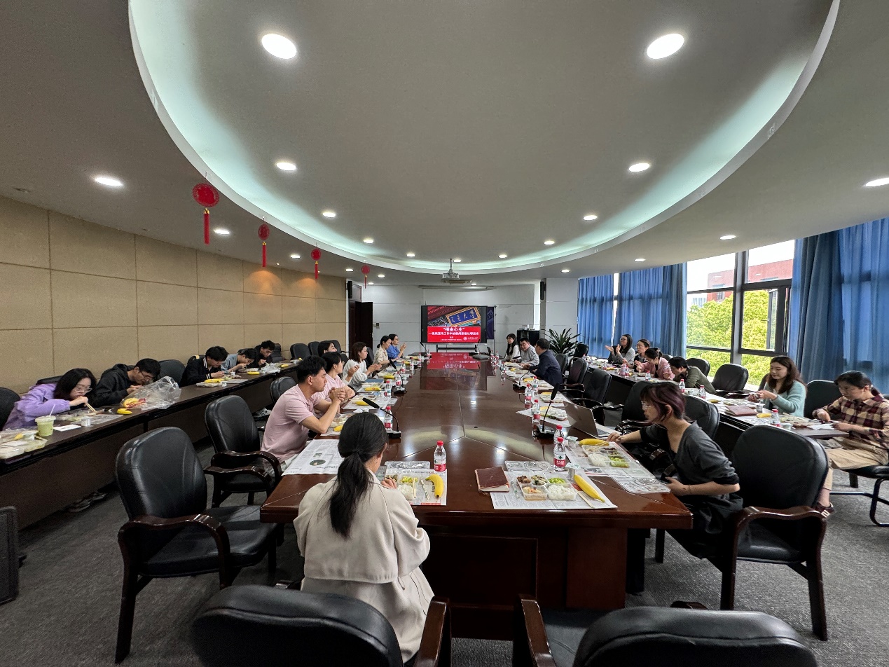 D:\新建文件夹\WeChat Files\wxid_3y0g24x20nfj22\FileStorage\Temp\3e57a39c16344f102681302eb3e8e98.jpg
